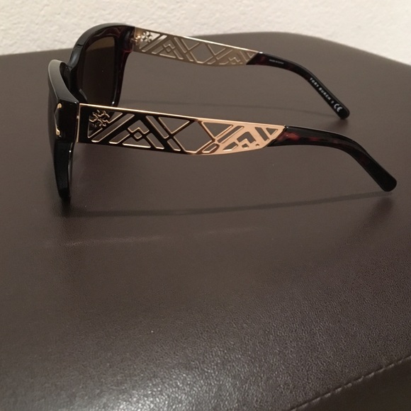 Tory Burch TY9034 Sunglasses