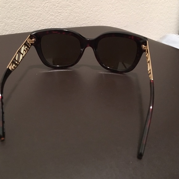 Tory Burch TY9034 Sunglasses main image 4