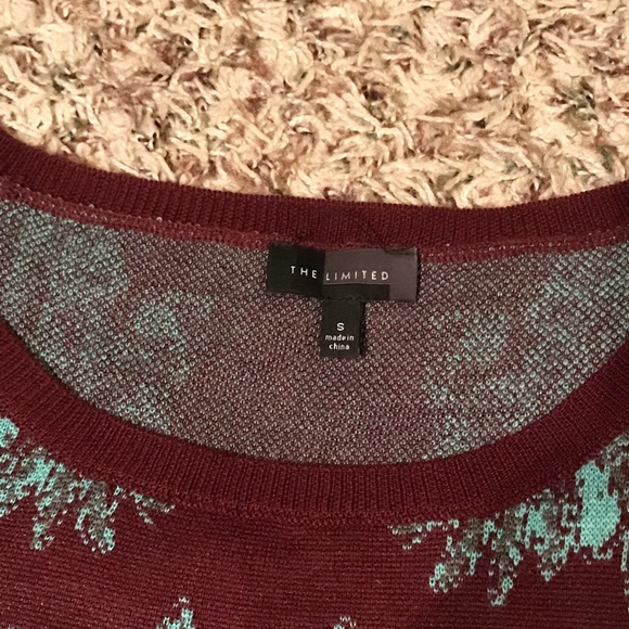 Beautiful Sweater - Picture 2 of 2