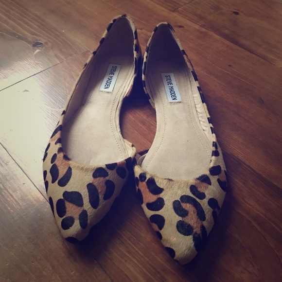 Steve Madden Leopard Flats