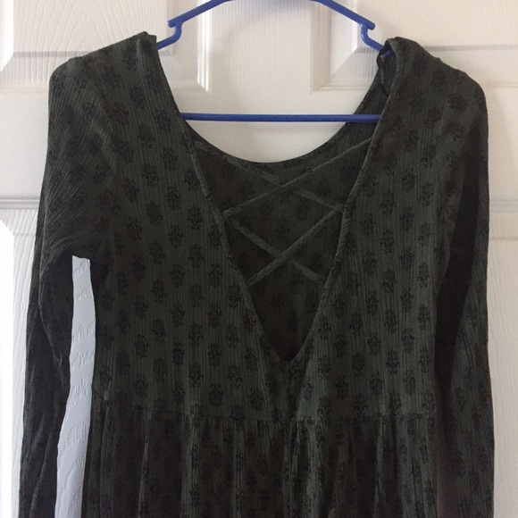 F21 cross cross back dress
