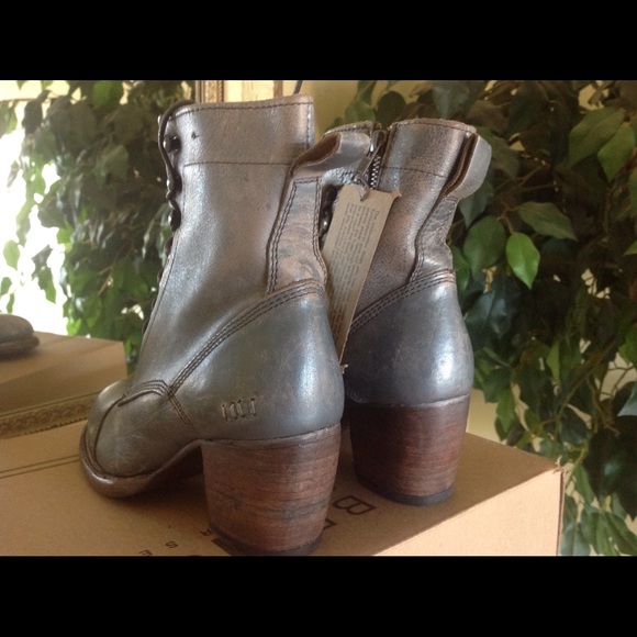 **SOLD**Bed Stu Oath Ankle Boots - Picture 2 of 4