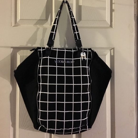 Victoria's Secret Handbags - VICTORIA SECRET LARGE TOTE
