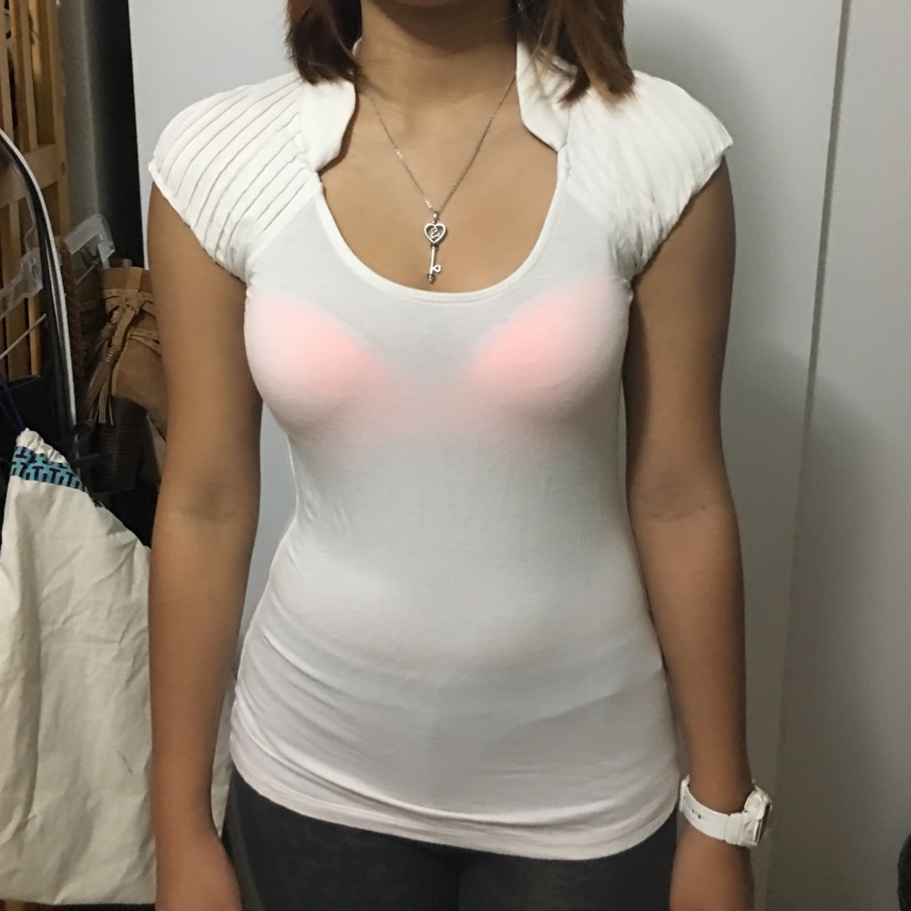 Short sleeve top