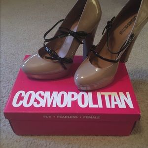 Cosmopolitan Shoes..only worn once..like new