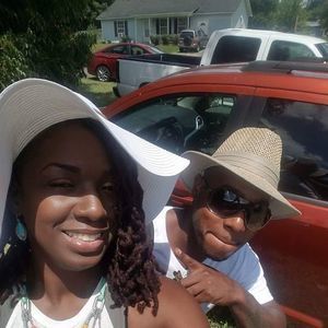 Meet your Posher, Travis