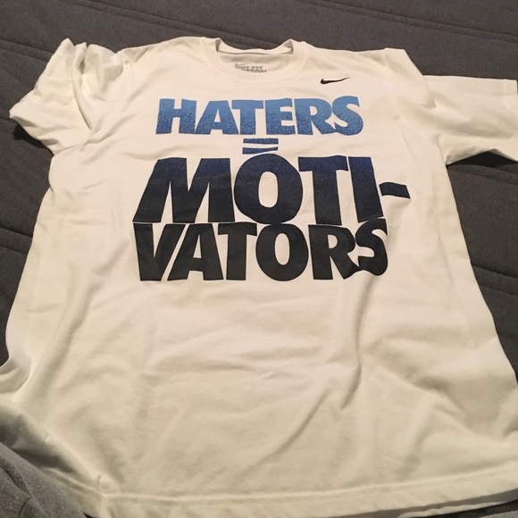 Men's Nike shirt