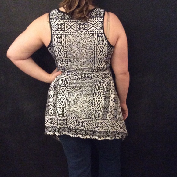 High Low Tank - Picture 2 of 3