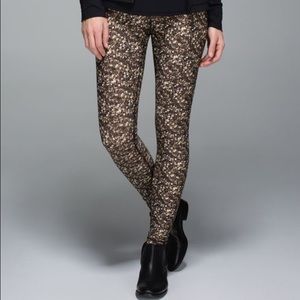 Lululemon Gold Wunder under high rise