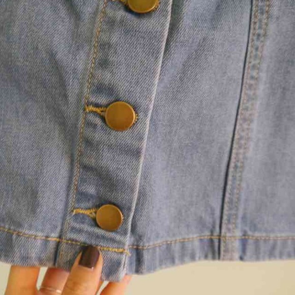 🚫SOLD🚫Denim high waisted button up skirt - Picture 3 of 6