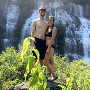 Meet your Posher, Whitney