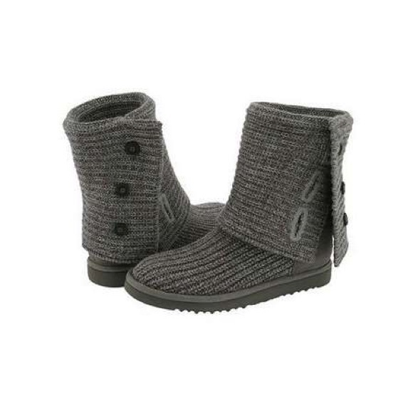 Gray Knit Uggs - Picture 2 of 3