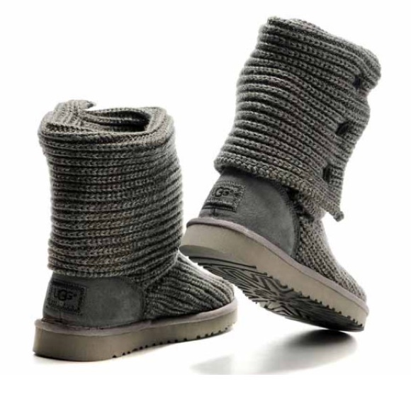 Gray Knit Uggs - Picture 3 of 3