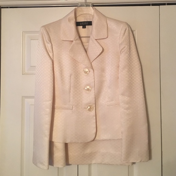 Suit