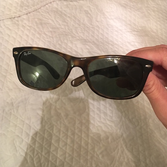 Ray-Ban Sunglasses main image 2