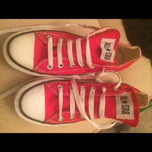 Red converse!