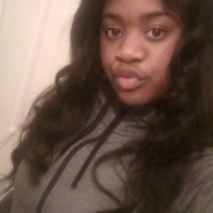 Meet your Posher, Chanelle