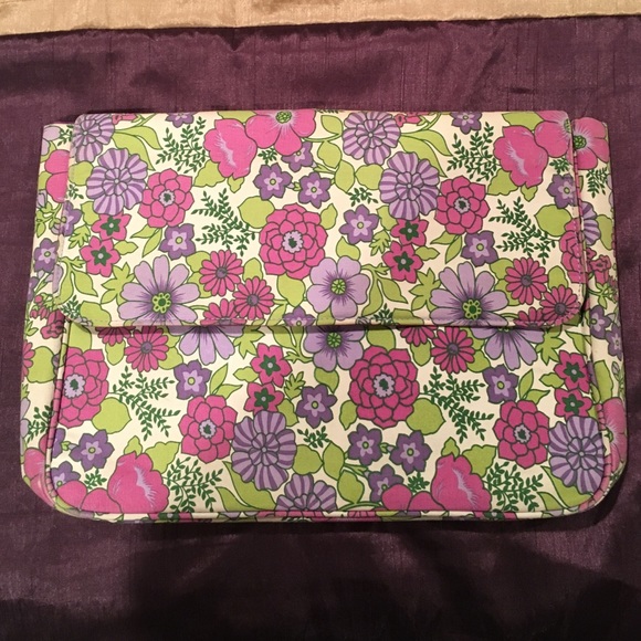 Lifepod Laptop Case - Picture 1 of 4