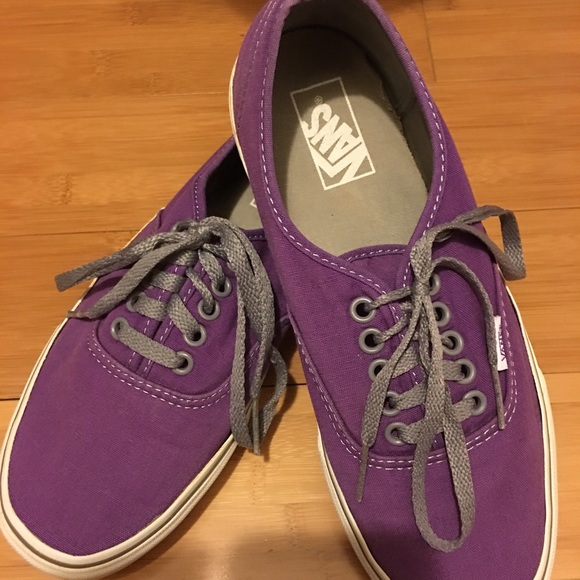 womens purple vans