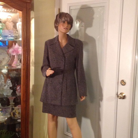 2 Piece Woman's Suit Business     SOLD