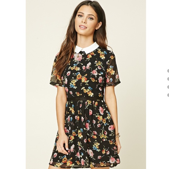 Forever 21 Dresses & Skirts - Floral Crochet Panel Dress Size S