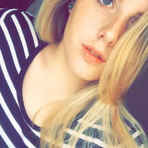 Meet your Posher, Hayley