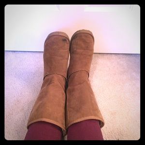 Women's 8 Caramel Brown Fur Ugg Style Winter Boots