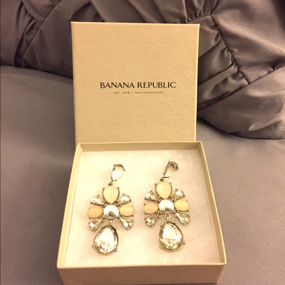 🎉SALE🎉 Banana Republic earrings