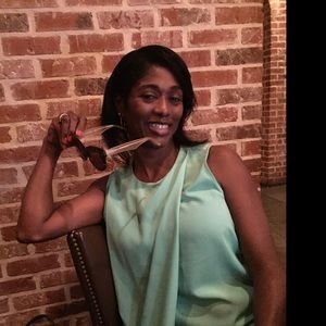 Meet your Posher, Tabitha