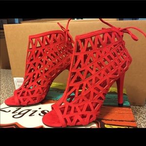 Zigi-Soho Kabrina caged-laser cut bootie in Red