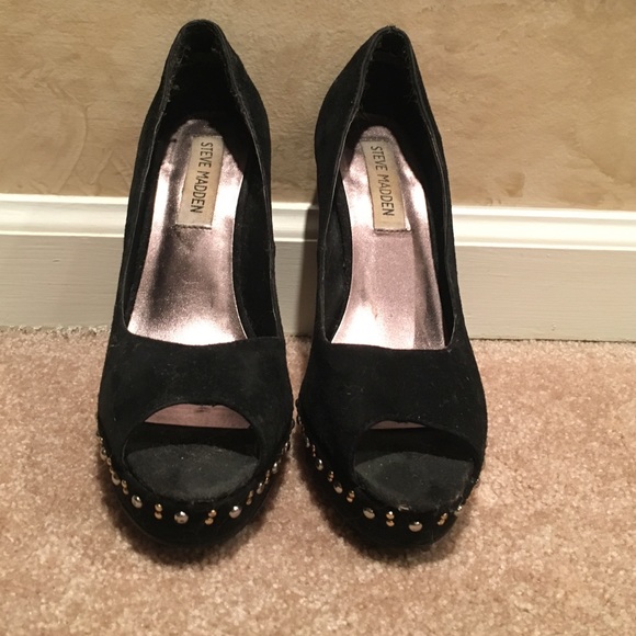 Steve Madden Suede Shoes with Studs