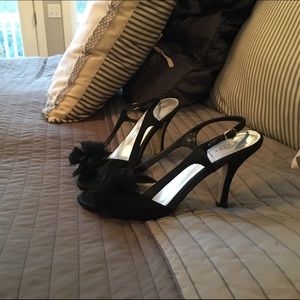 Black sling backs with a flair!