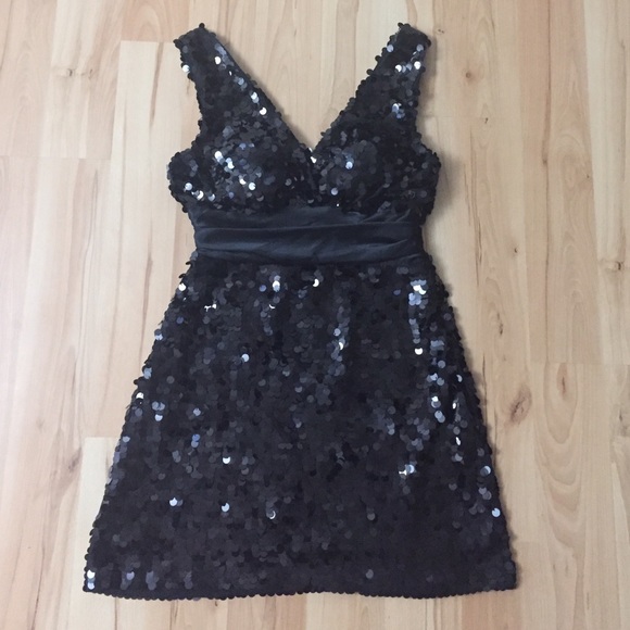 Dresses & Skirts - Sequin Dress
