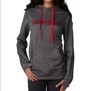 Technical adidas hoodie! Warm & sporty 🏃🏽