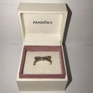 Pandora Sparkling Bow ring