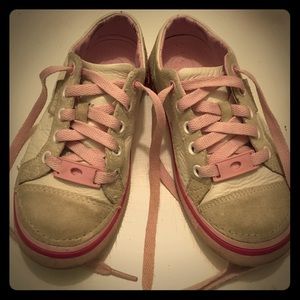 Leather Crocs - white and blush pink