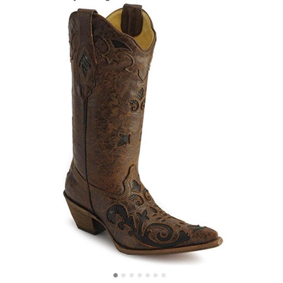 Lizard Inlay cowgirl boot-Like new- worn once - Picture 2 of 7