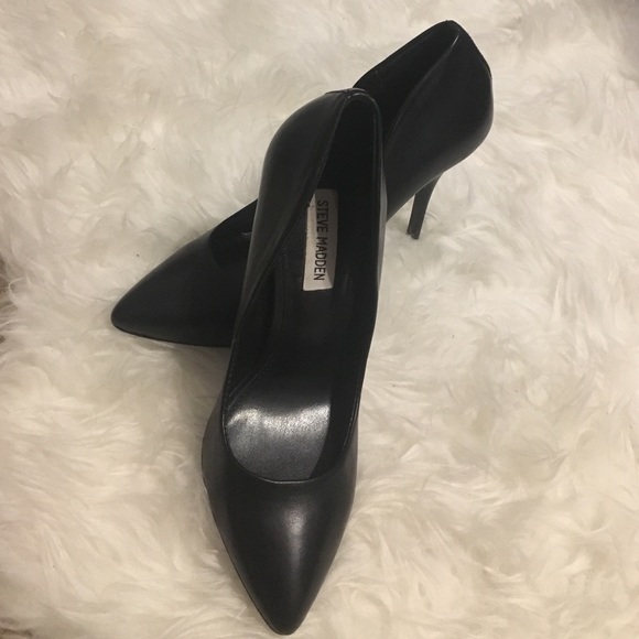 Steve Madden Black Stilettos 👠 💕