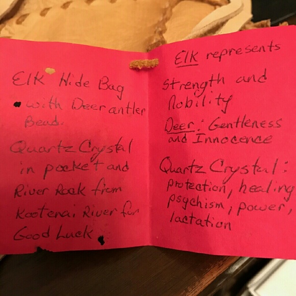 Runes w/ handcrafted bag - Picture 4 of 4