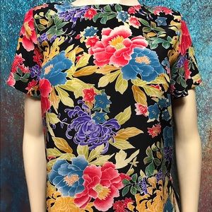 AUGUST SILK Multi-Colored Short Sleeve Silk Blouse
