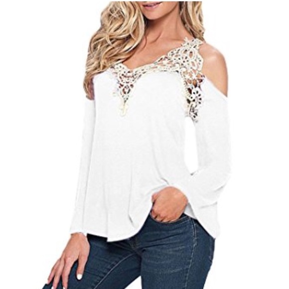 💥final sale price! One sm. white left! Hurry! 🎉 - Picture 2 of 4