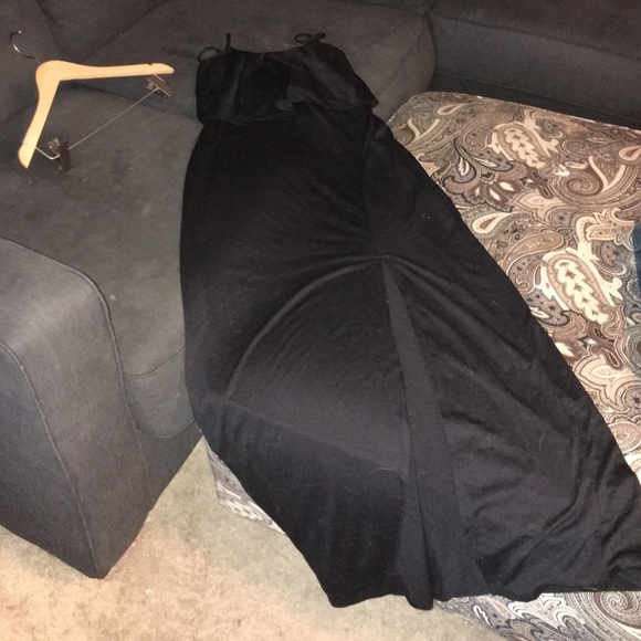 Beautiful flutter top black Maxi dress!!!! - Picture 4 of 4