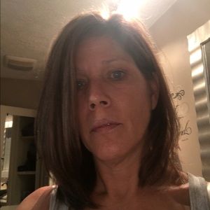 Meet your Posher, Clarissa