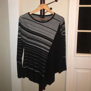 Maternity sweater size M