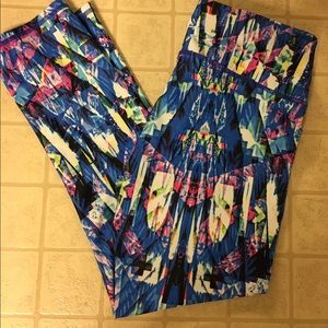 Fabletics crop yoga pants