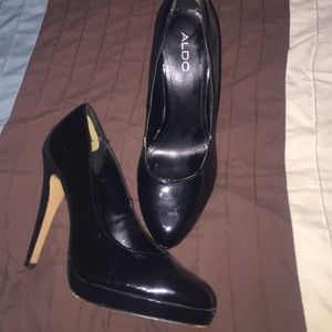 Great condition worn twice