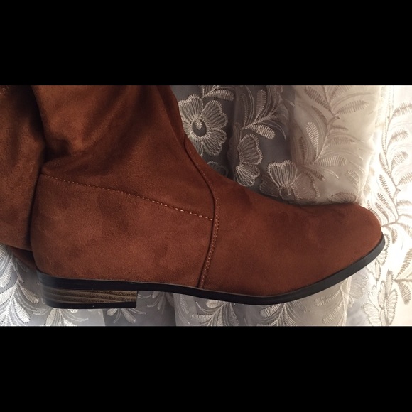 🏆HOST PICK🏆SOLD OUT❣️ Semi-Flat Heel Over-the-Knee cognac - Picture 4 of 5