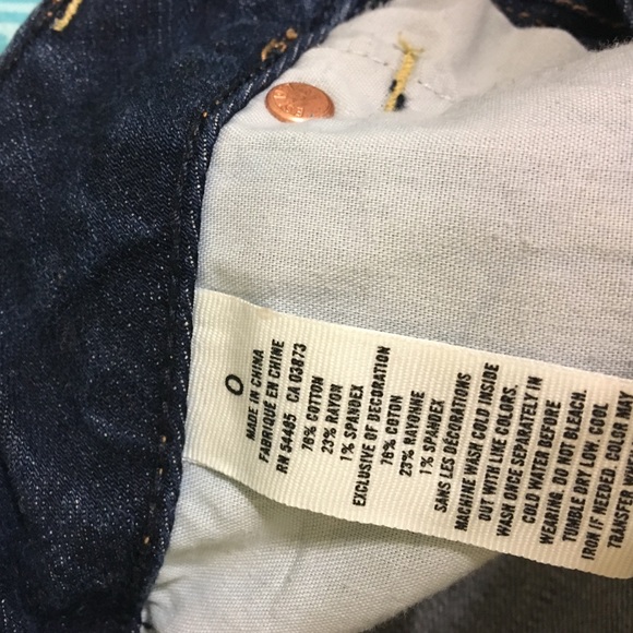 American Eagle dark wash jean shorts 0 - Picture 3 of 3