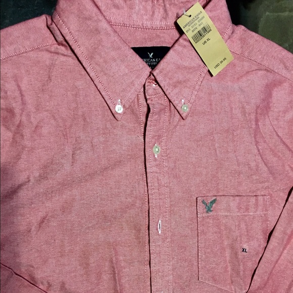 American Eagle Long Sleeve Button Down NWT