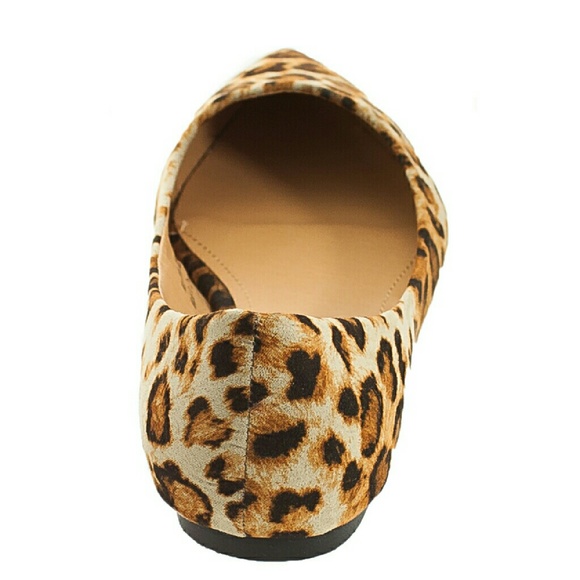 Tory K Women Leopard Flats B-1350 Light Brown - Picture 3 of 5